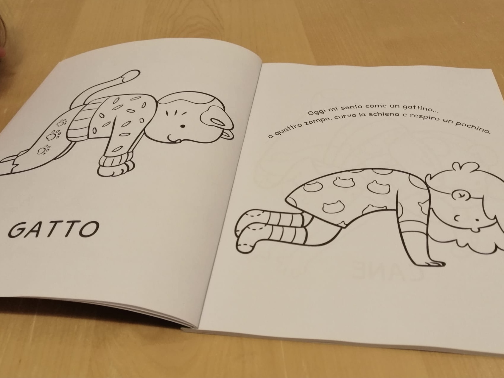 Libro Yoga da colorare per bambini