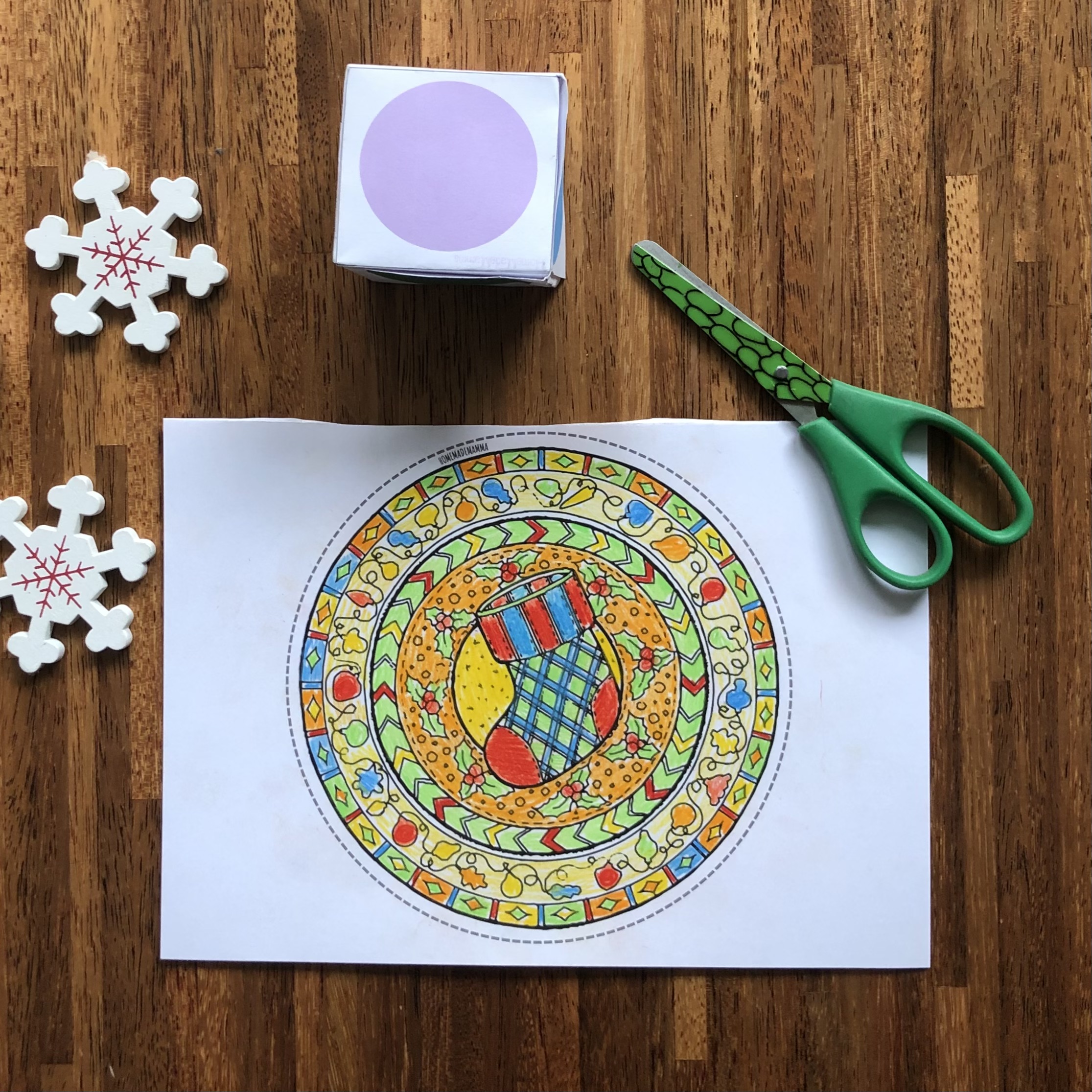 Attività di Natale: i mandala da colorare